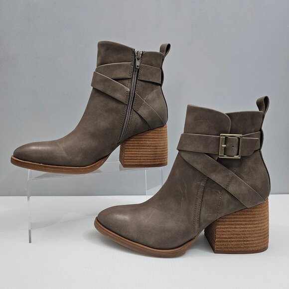 Korks By Kork Ease Shyla Ankle Boot Womens 9 Taupe Block Heel Buckle Strap NEW - Picture 2 of 15